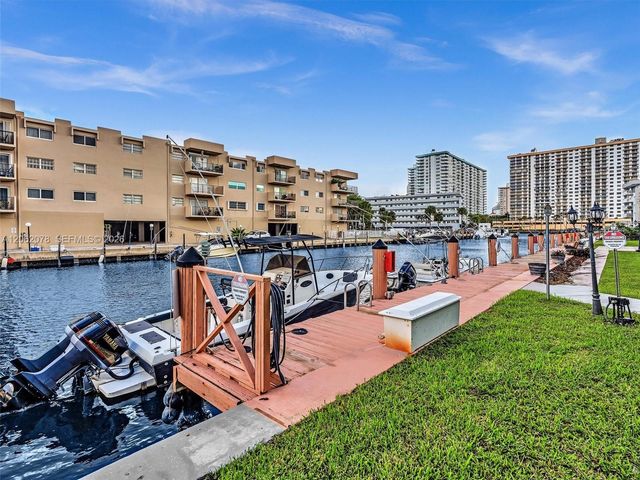 3849 NE 169th Street 405, North Miami Beach, FL 33160