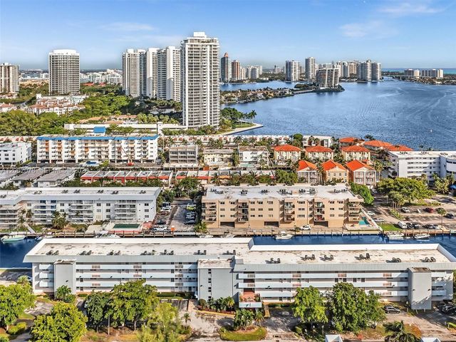 3849 NE 169th Street 405, North Miami Beach, FL 33160