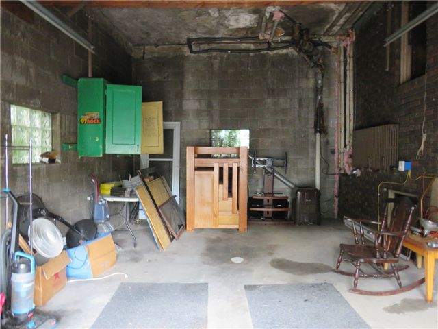 162 Parkfield St, Carrick, PA 15210