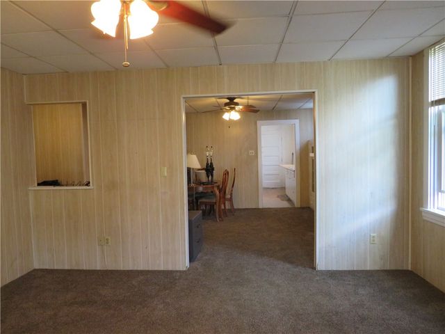 162 Parkfield St, Carrick, PA 15210