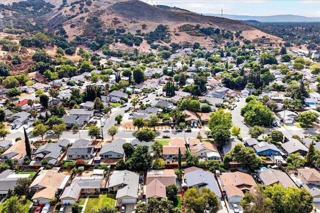 289 Martinvale Lane, San Jose, CA 95119