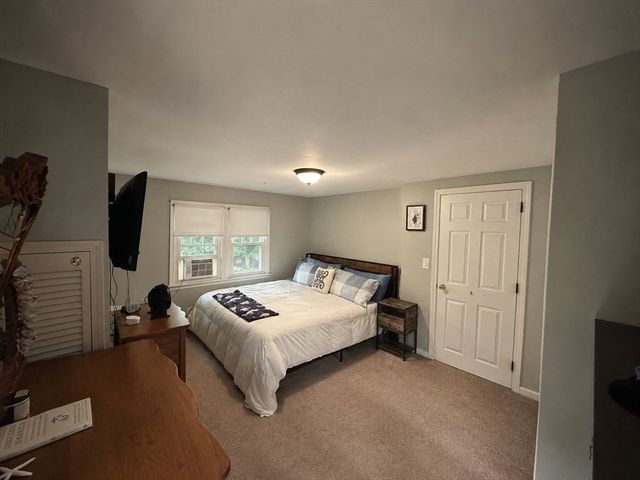 6 Hara St, Worcester, MA 01604