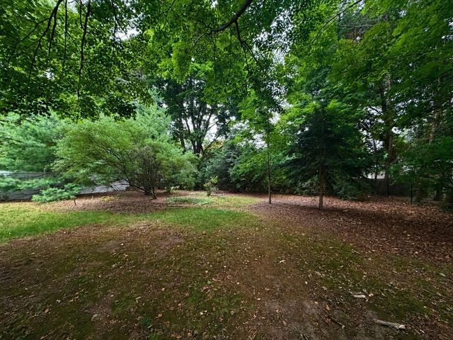 6 Hara St, Worcester, MA 01604