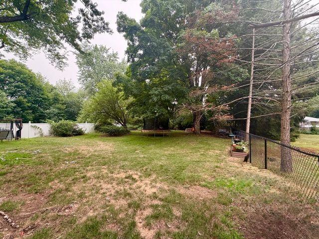 6 Hara St, Worcester, MA 01604