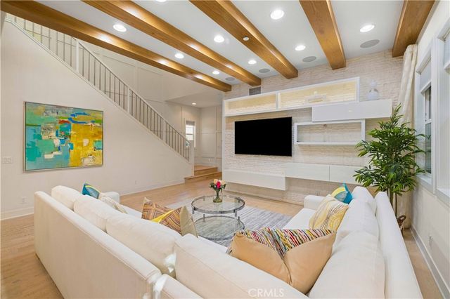 158 Pinnacle Drive, Lake Forest, CA 92630