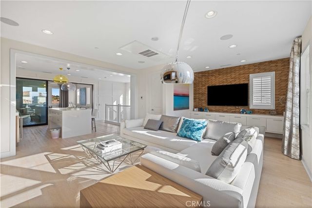 158 Pinnacle Drive, Lake Forest, CA 92630