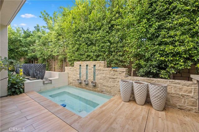 158 Pinnacle Drive, Lake Forest, CA 92630