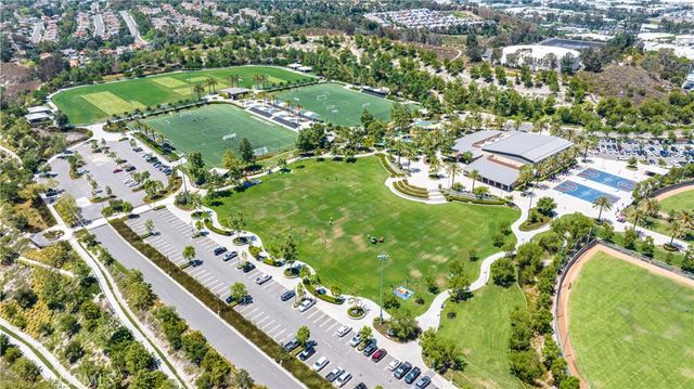 158 Pinnacle Drive, Lake Forest, CA 92630