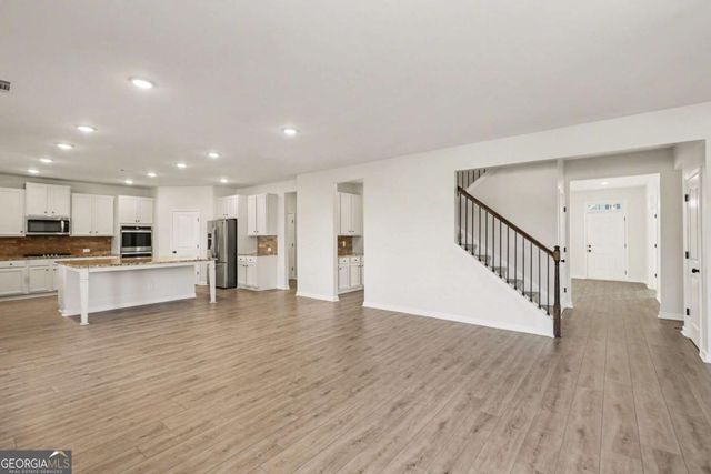 75 Fanleaf Drive, Fairburn, GA 30213