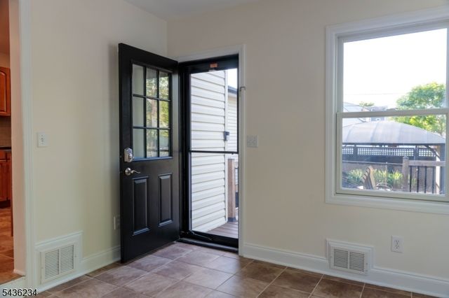 1509 Kenyon Ave, South Plainfield Boro, NJ 07080