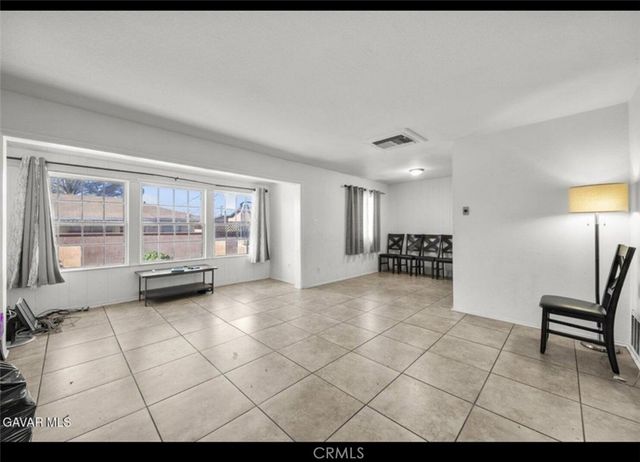 3355 Camden, Rosamond, CA 93560