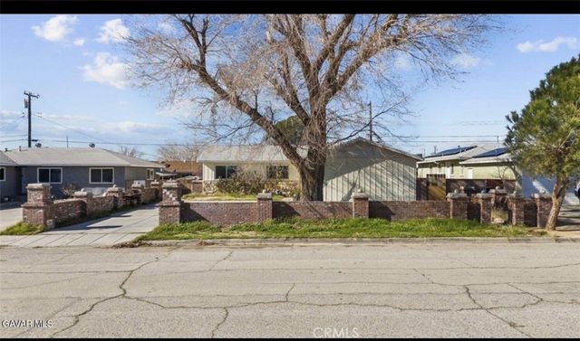 3355 Camden, Rosamond, CA 93560