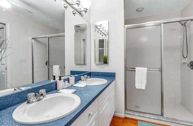 915 SW 1st TER, Cape Coral, FL 33991