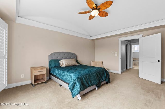 13205 Knoll Wind Way, Louisville, KY 40299