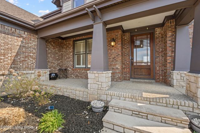 13205 Knoll Wind Way, Louisville, KY 40299