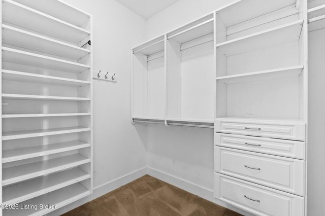 13205 Knoll Wind Way, Louisville, KY 40299