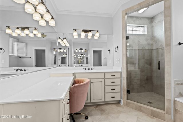 13205 Knoll Wind Way, Louisville, KY 40299