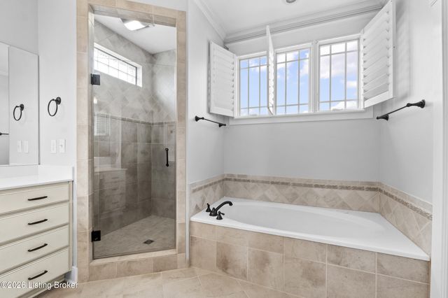 13205 Knoll Wind Way, Louisville, KY 40299