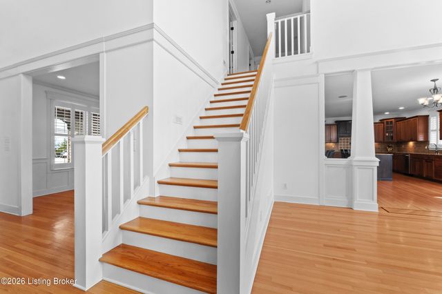 13205 Knoll Wind Way, Louisville, KY 40299