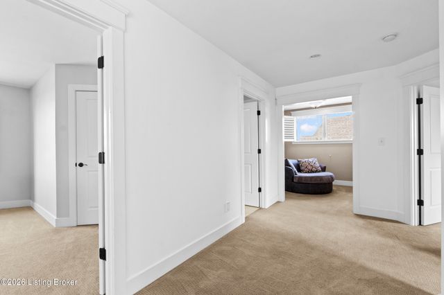 13205 Knoll Wind Way, Louisville, KY 40299