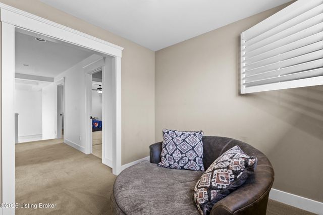 13205 Knoll Wind Way, Louisville, KY 40299