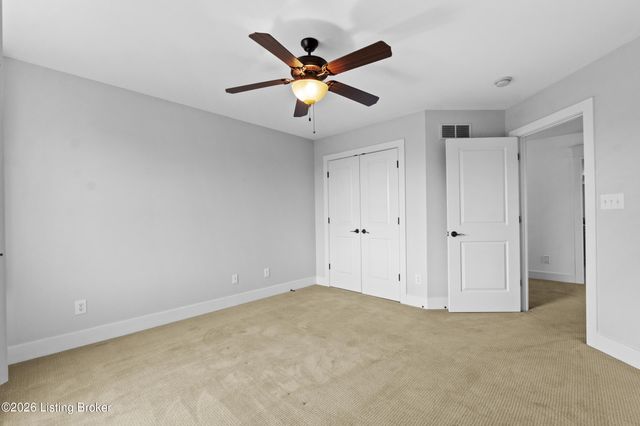 13205 Knoll Wind Way, Louisville, KY 40299