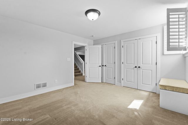 13205 Knoll Wind Way, Louisville, KY 40299