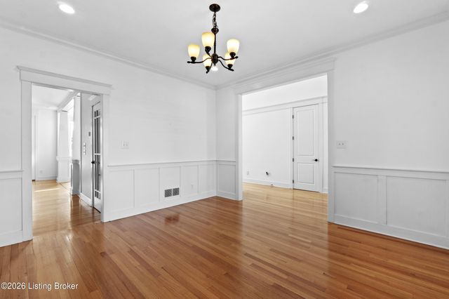 13205 Knoll Wind Way, Louisville, KY 40299