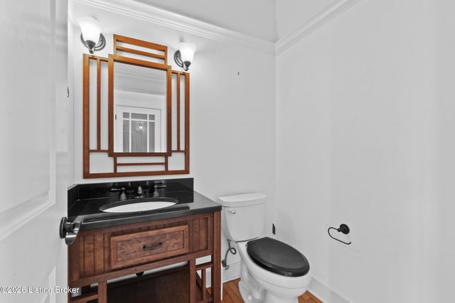 13205 Knoll Wind Way, Louisville, KY 40299