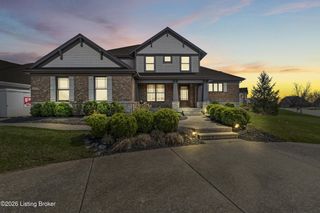 13205 Knoll Wind Way, Louisville, KY 40299