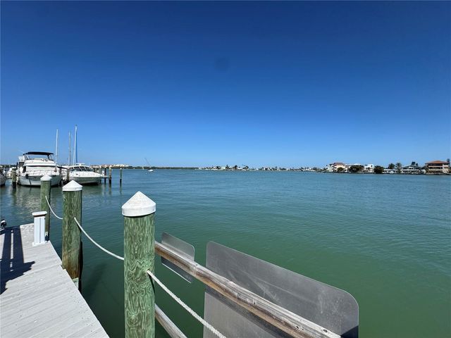 423 150TH AVENUE 1405, Madeira Beach, FL 33708