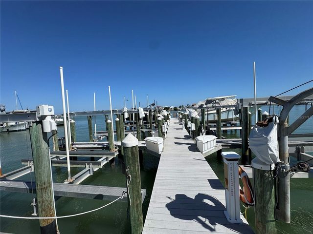 423 150TH AVENUE 1405, Madeira Beach, FL 33708