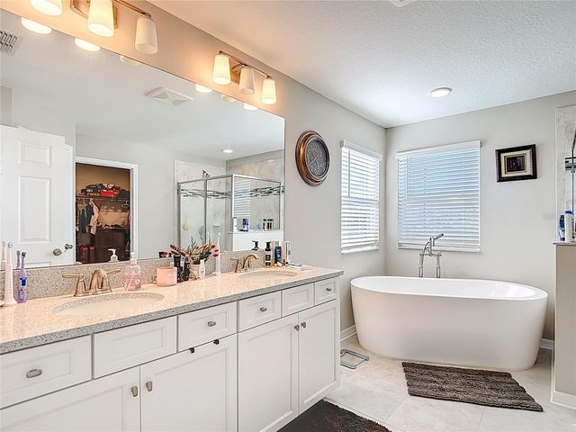 2881 MISTY MARBLE DRIVE, Zephyrhills, FL 33540