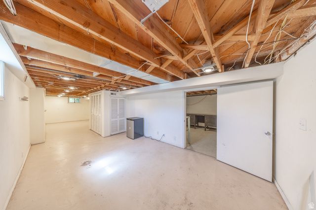 193 S LOCUST ST, Clearfield, UT 84015