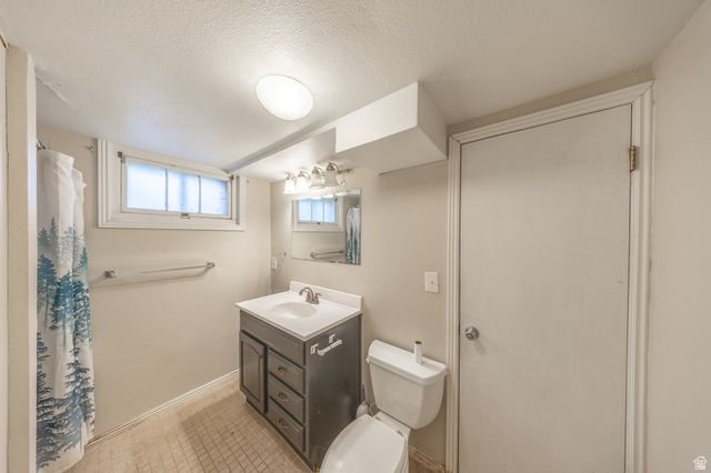 193 S LOCUST ST, Clearfield, UT 84015