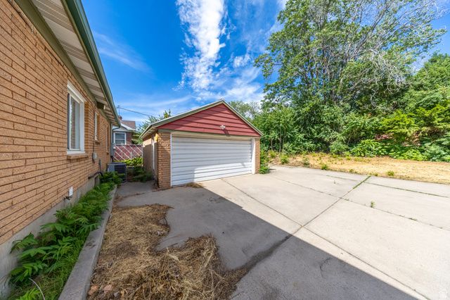 193 S LOCUST ST, Clearfield, UT 84015
