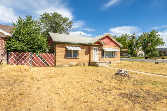 193 S LOCUST ST, Clearfield, UT 84015