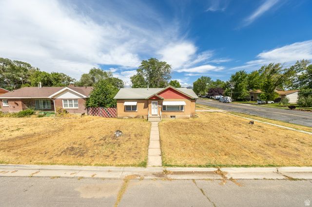 193 S LOCUST ST, Clearfield, UT 84015