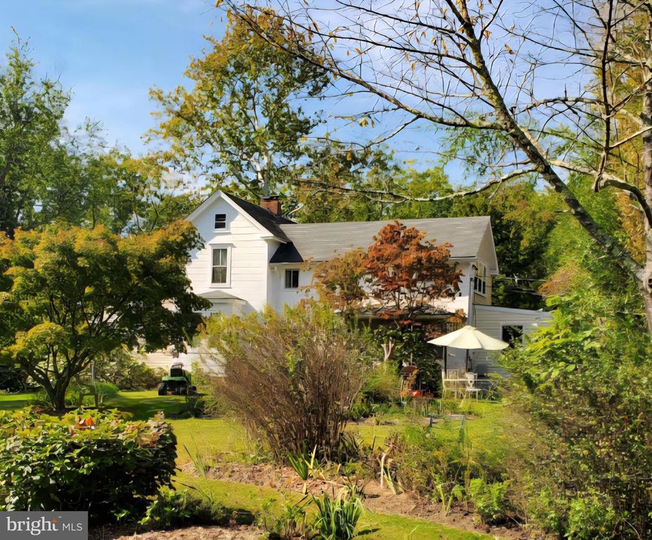 7711 HILLMEADE RD, Bowie, MD 20720