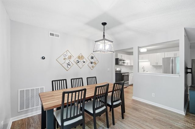 5889 Hanley Close, Miami Twp, OH 45150