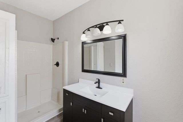 1841 S Main St, Wichita, KS 67213