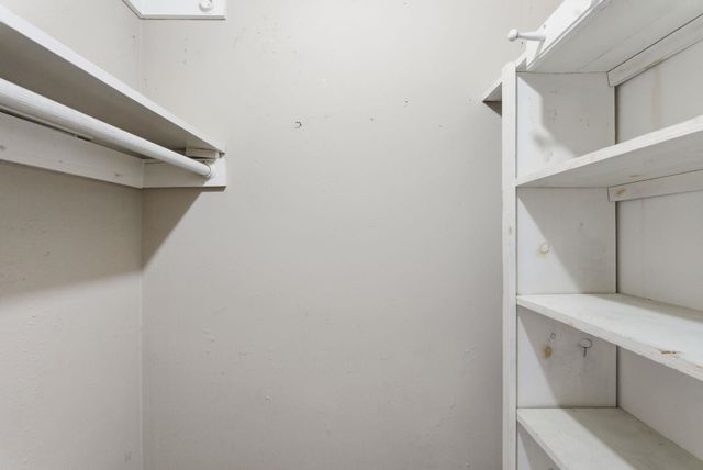 1841 S Main St, Wichita, KS 67213