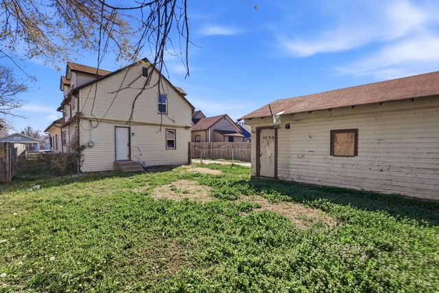 1841 S Main St, Wichita, KS 67213