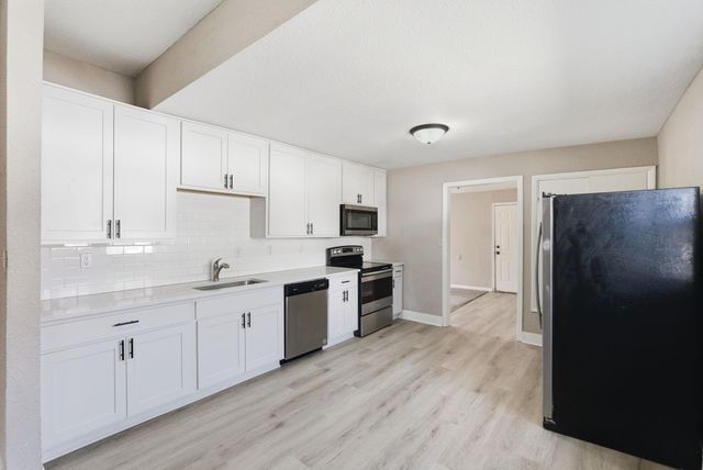 1841 S Main St, Wichita, KS 67213