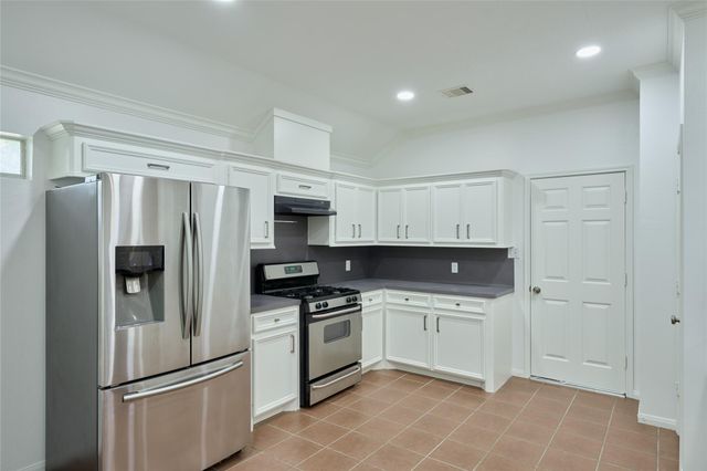 811 Mark Anthony Street, New Caney, TX 77357
