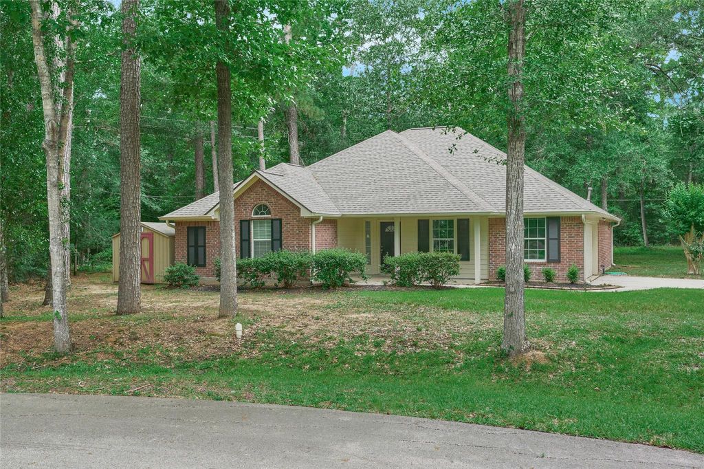 811 Mark Anthony Street, New Caney, TX 77357