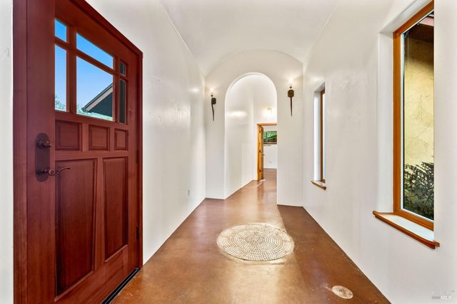 19204 Benson Ln, Fort Bragg, CA 95437