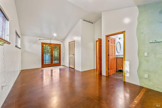 19204 Benson Ln, Fort Bragg, CA 95437