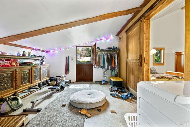 19204 Benson Ln, Fort Bragg, CA 95437