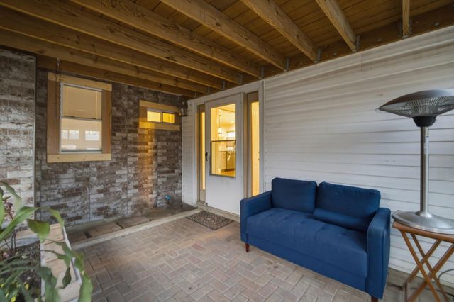 1104 Oak Hill Drive, Lexington, KY 40505